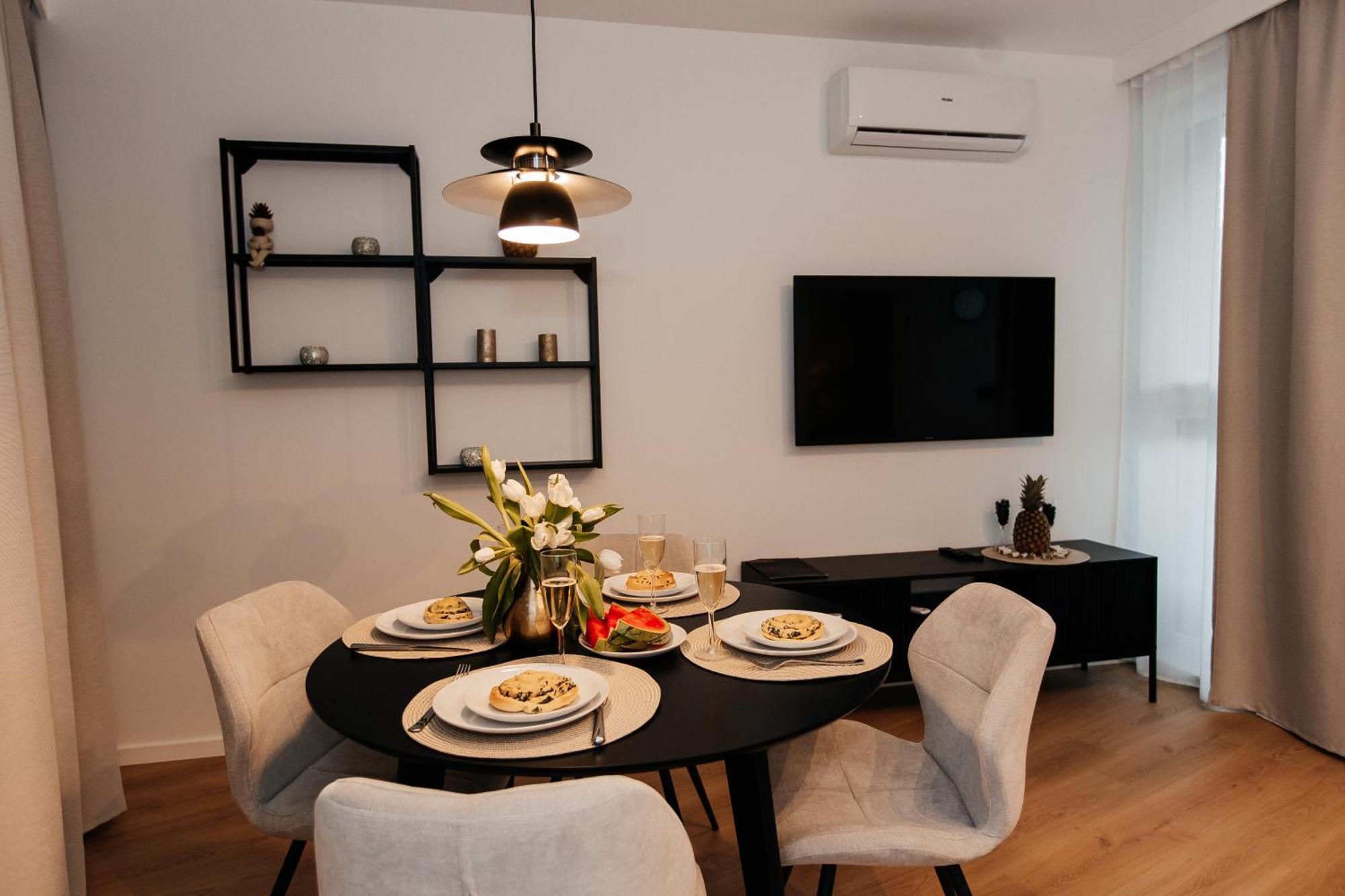 Maya'S Flats & Resorts 53 - Walowa 40, Gdańsk Buitenkant foto